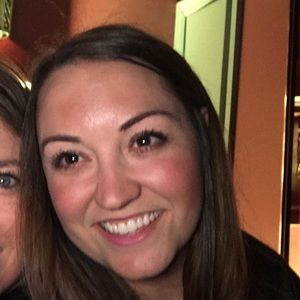 Meet your Posher, Corri